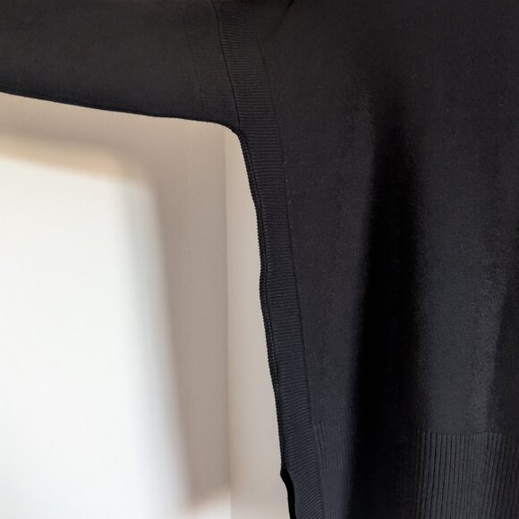 French Connection knit turtle neck - Picture 7 of 7